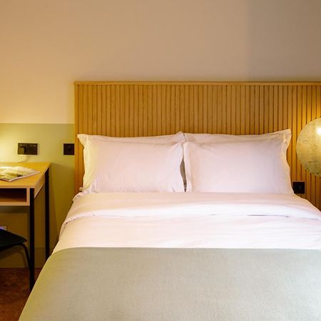 Port Hotel Истборн Екстериор снимка