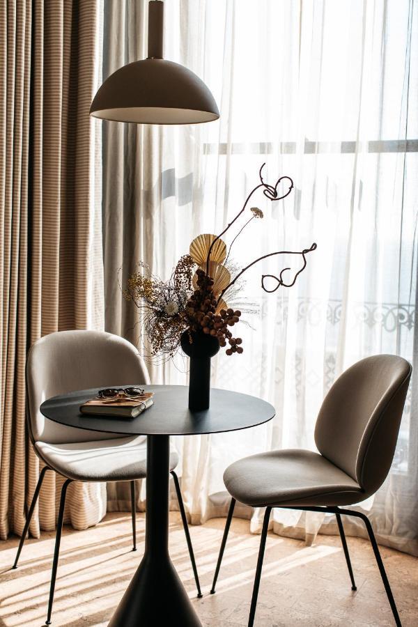 Port Hotel Истборн Екстериор снимка
