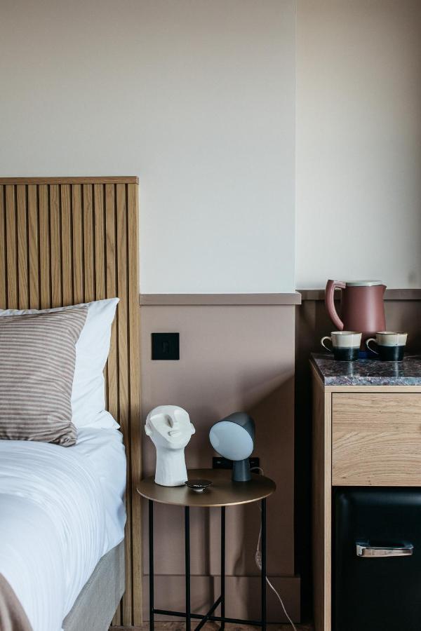 Port Hotel Истборн Екстериор снимка